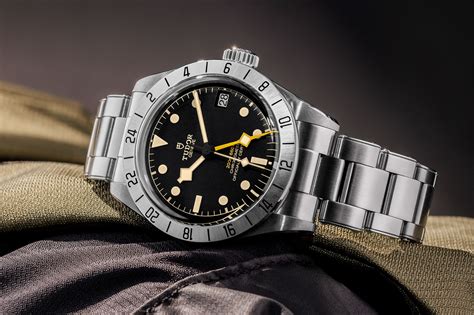 tudor black bay bordeaux|tudor black bay pro prezzo.